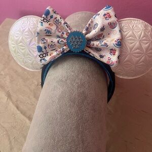 Discontinued Disney x Loungefly EPCOT Minnie Mouse Ears Ride Icons